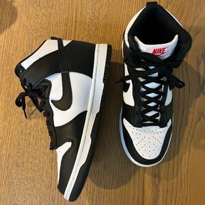 Women’s authentic Nike Dunk high (Panda color way)